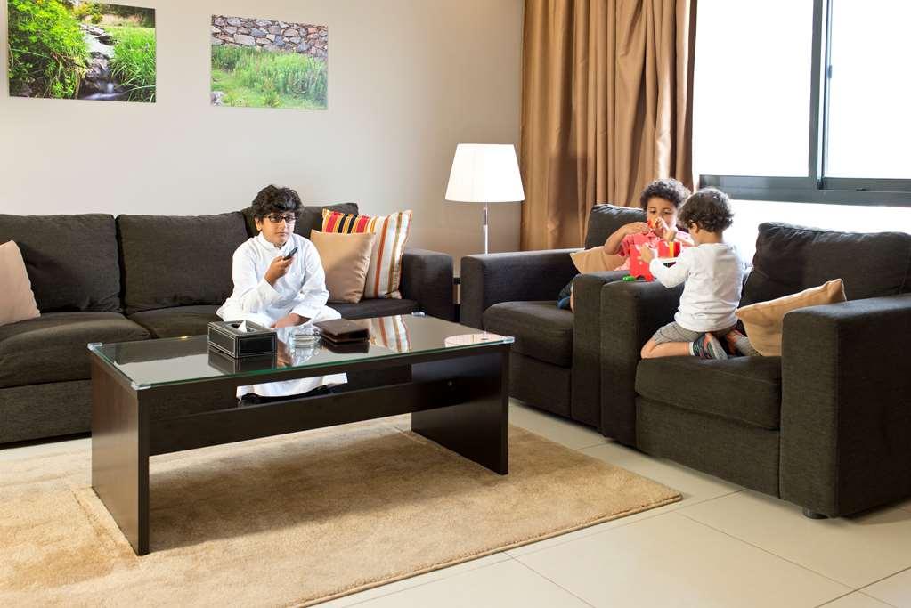 Shada Suites Al Zahra جدة الغرفة الصورة